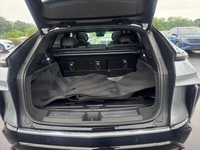 2025 Cadillac iQ Luxury 3 RWD