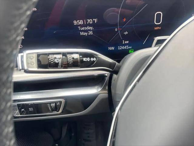 2025 Cadillac iQ Luxury 3 RWD