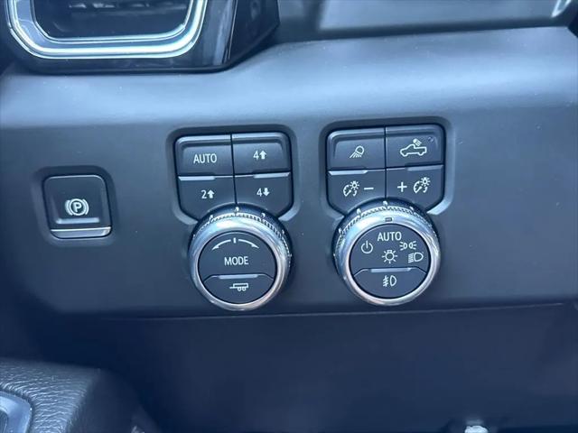 2024 GMC Sierra 1500 4WD Crew Cab Short Box Denali