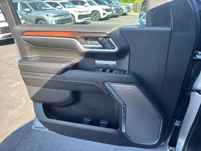2024 GMC Sierra 1500 4WD Crew Cab Short Box Denali