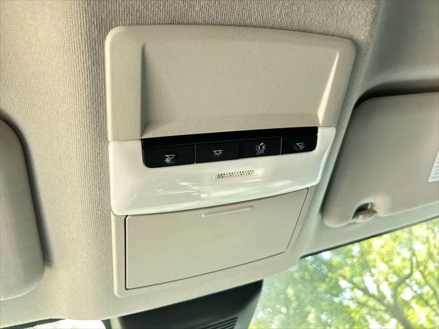 2022 Nissan Sentra SV Xtronic CVT