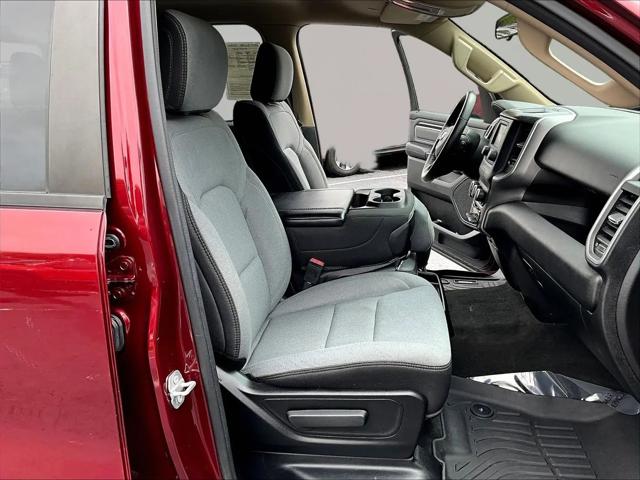2020 Ram 1500 Big Horn Crew Cab 4x4 5'7" Box