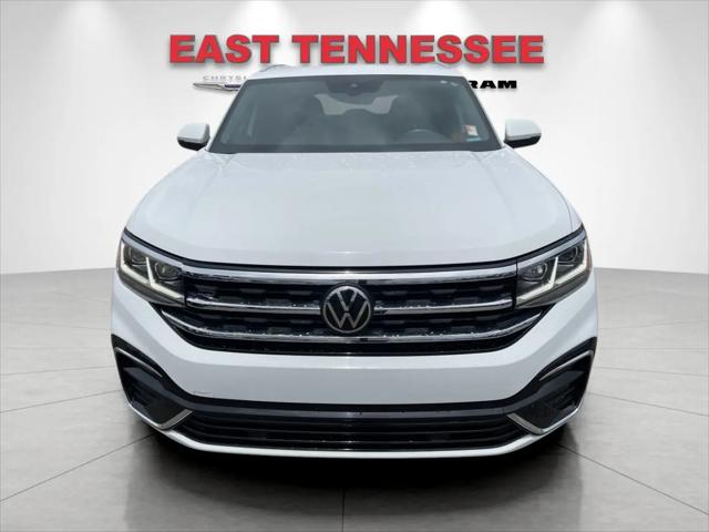 2022 Volkswagen Atlas Cross Sport 2.0T SEL R-Line
