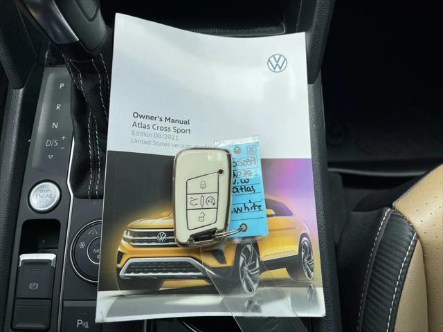 2022 Volkswagen Atlas Cross Sport 2.0T SEL R-Line