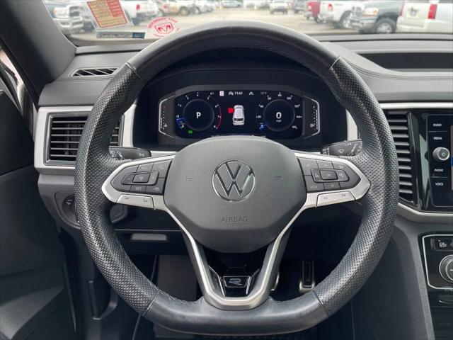 2022 Volkswagen Atlas Cross Sport 2.0T SEL R-Line