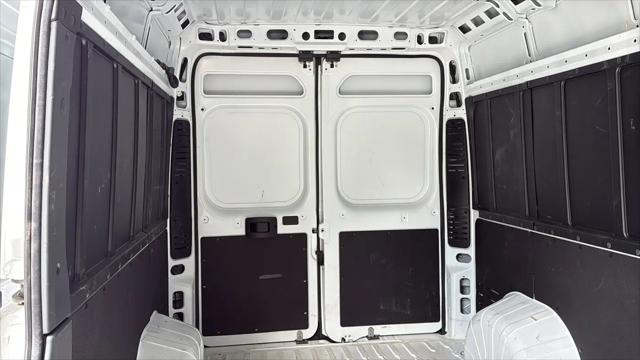 2026 Ram ProMaster 2500 Cargo Van Tradesman High Roof 159" WB w/Pass Seat