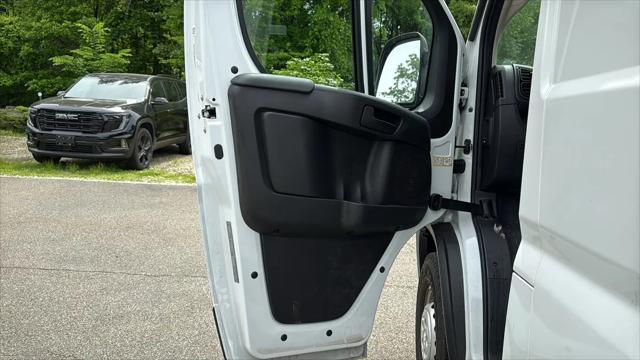 2026 Ram ProMaster 2500 Cargo Van Tradesman High Roof 159" WB w/Pass Seat