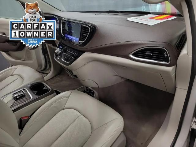 2021 Chrysler Pacifica Touring L