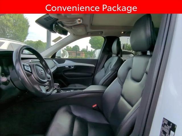 2018 Volvo XC90 T5 Momentum