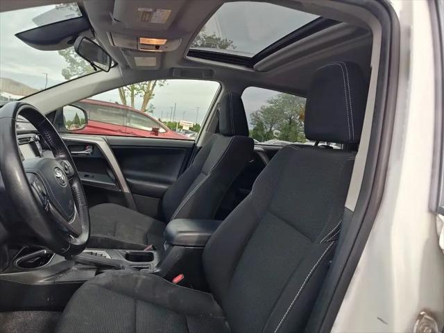 2017 Toyota RAV4 Hybrid XLE