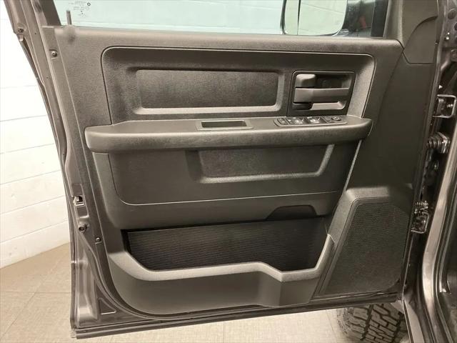 2022 Ram 2500 Tradesman Crew Cab 4x4 6'4" Box