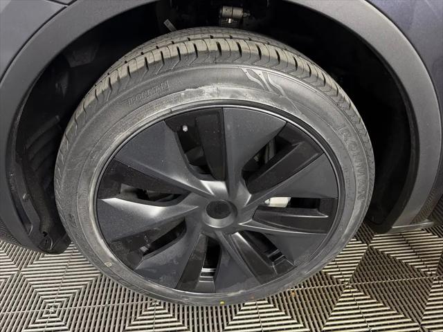 2024 Tesla Model Y Long Range Dual Motor All-Wheel Drive