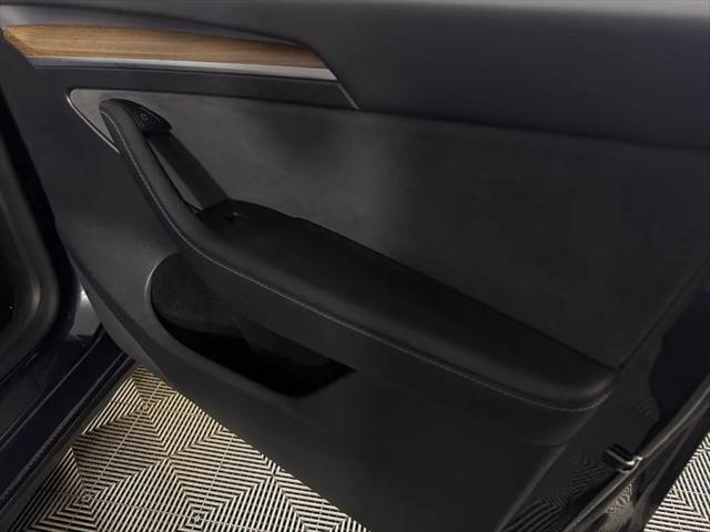 2024 Tesla Model Y Long Range Dual Motor All-Wheel Drive