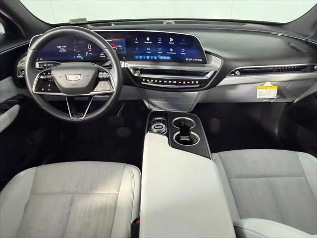 2024 Cadillac iQ Sport w/1SF