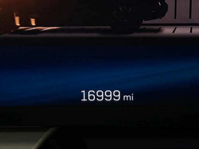 2024 Cadillac iQ Sport w/1SF