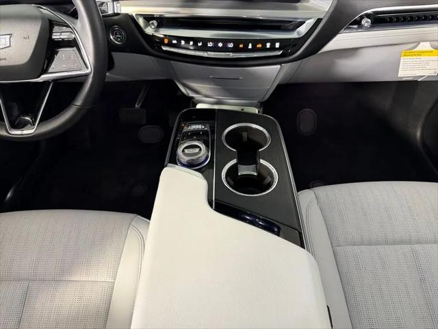 2024 Cadillac iQ Sport w/1SF