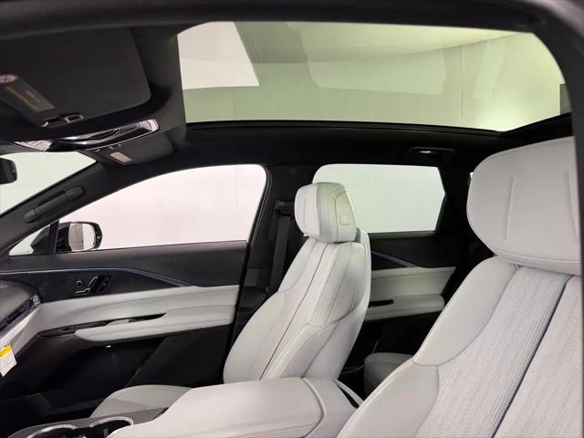 2024 Cadillac iQ Sport w/1SF