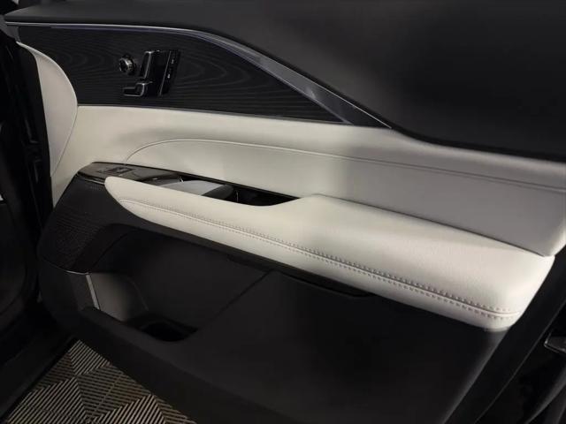 2024 Cadillac iQ Sport w/1SF