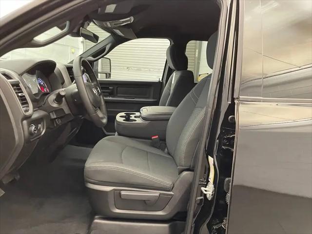 2026 Ram 2500 Black Express Crew Cab 4x4 64 Box