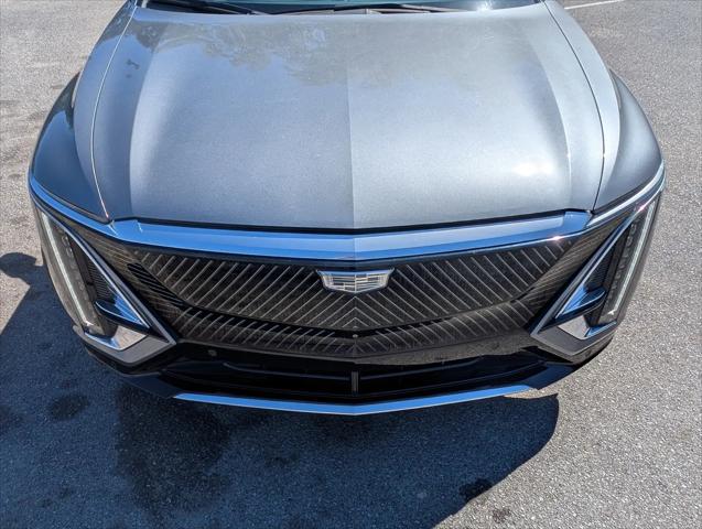 2023 Cadillac iQ RWD Luxury