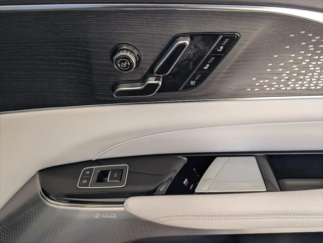2023 Cadillac iQ RWD Luxury