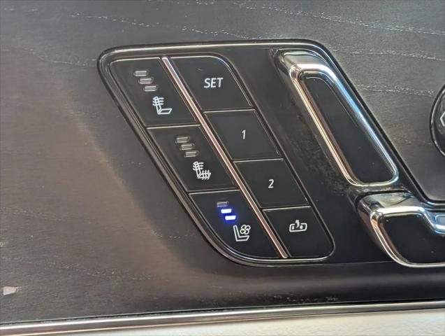 2023 Cadillac iQ RWD Luxury