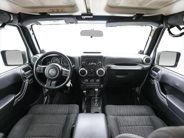 2012 Jeep Wrangler Unlimited Sahara