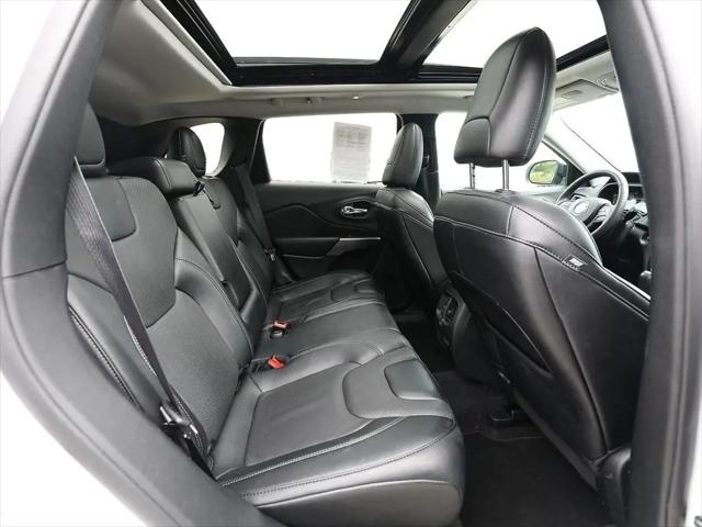 2022 Jeep Cherokee Latitude Lux 4x4