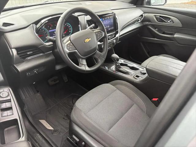 2023 Chevrolet Traverse FWD LT Cloth