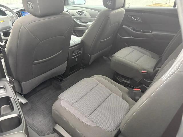 2023 Chevrolet Traverse FWD LT Cloth