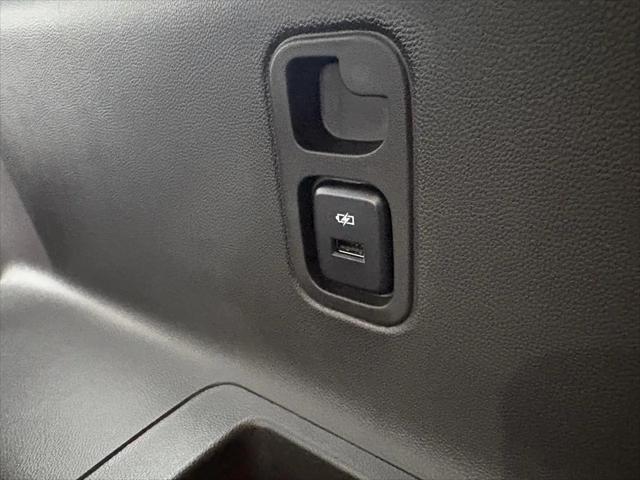 2023 Chevrolet Traverse FWD LT Cloth