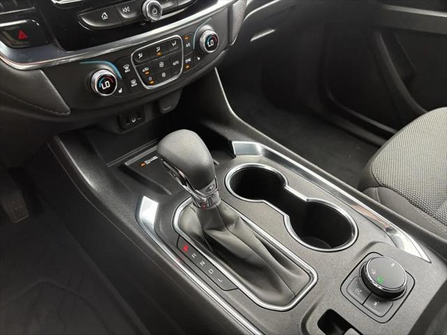 2023 Chevrolet Traverse FWD LT Cloth