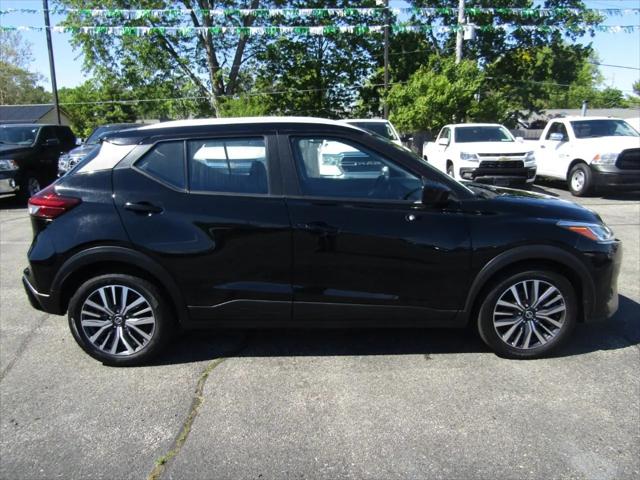 2021 Nissan Kicks SV Xtronic CVT