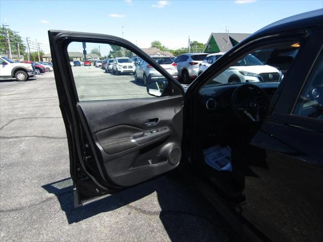 2021 Nissan Kicks SV Xtronic CVT