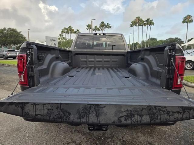 2026 Ram 3500 Big Horn Crew Cab 4x4 8' Box