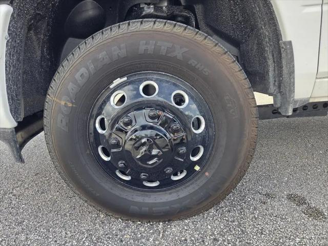 2026 Ram 3500 Big Horn Crew Cab 4x4 8' Box