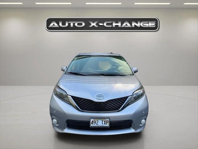 2015 Toyota Sienna SE Premium 8 Passenger