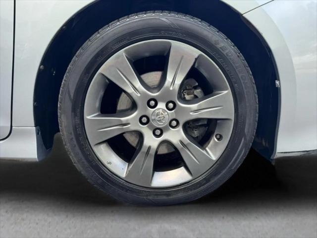 2015 Toyota Sienna SE Premium 8 Passenger