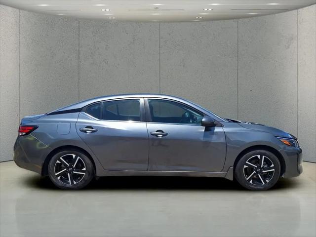 2024 Nissan Sentra SV Xtronic CVT
