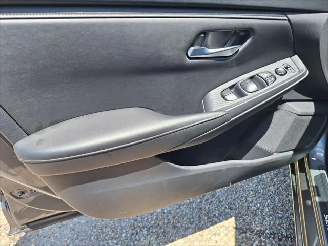 2024 Nissan Sentra SV Xtronic CVT