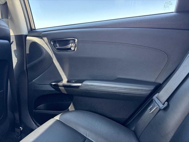 2016 Toyota Avalon Hybrid XLE Premium