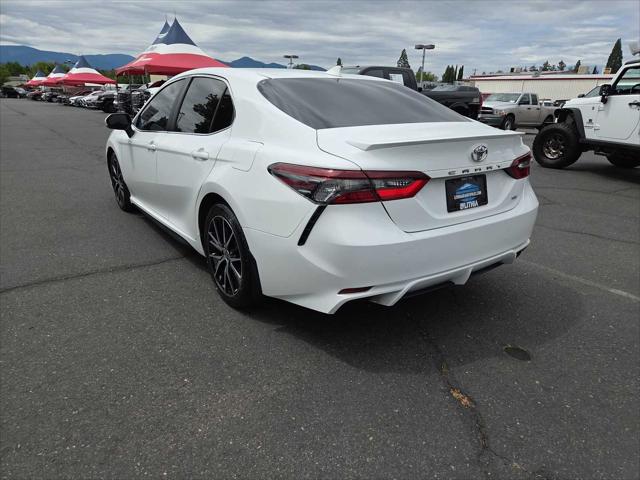 2021 Toyota Camry SE