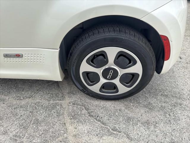 2016 Fiat 500e Battery Electric