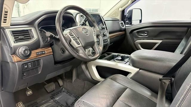 2020 Nissan Titan Crew Cab SL 4x4