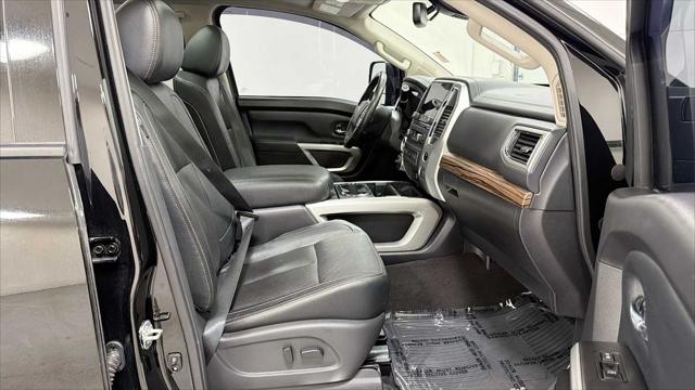 2020 Nissan Titan Crew Cab SL 4x4