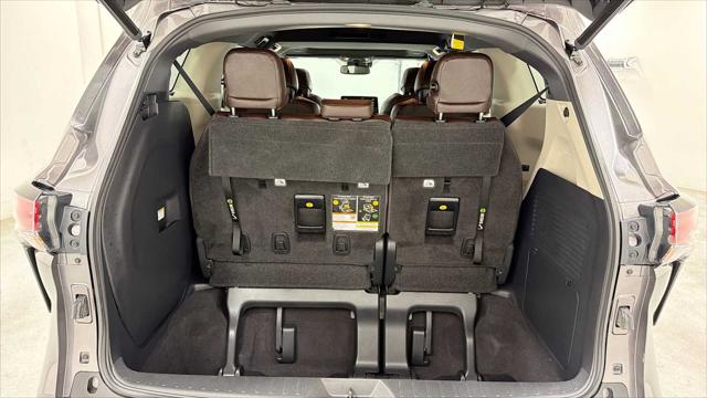 2021 Toyota Sienna Platinum