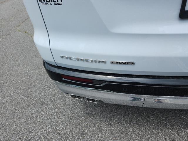 2026 GMC Acadia Denali AWD