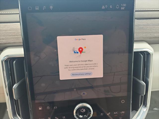 2026 GMC Acadia Denali AWD