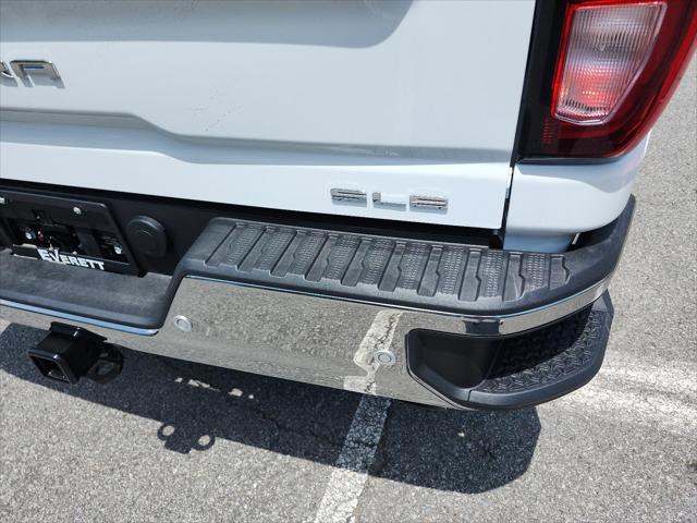2026 GMC Sierra 2500HD Crew Cab, Standard Bed, SLE, 4WD