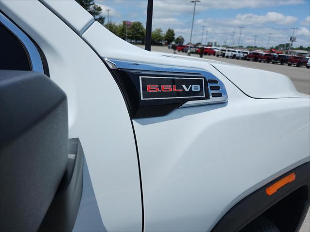 2026 GMC Sierra 2500HD Crew Cab, Standard Bed, SLE, 4WD